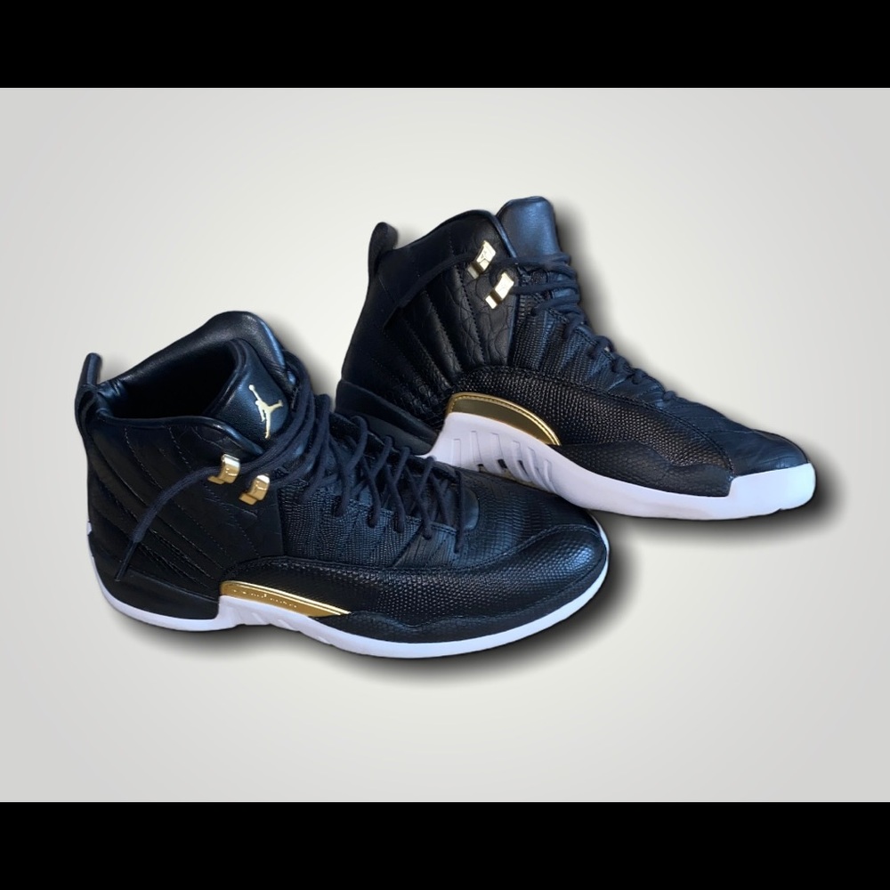 Air Jordan 12 Retro Black Metallic Gold